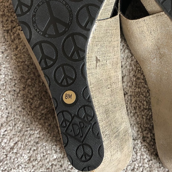 Donald J Pliner, Guenna size 8, cream/silver - Picture 3 of 5